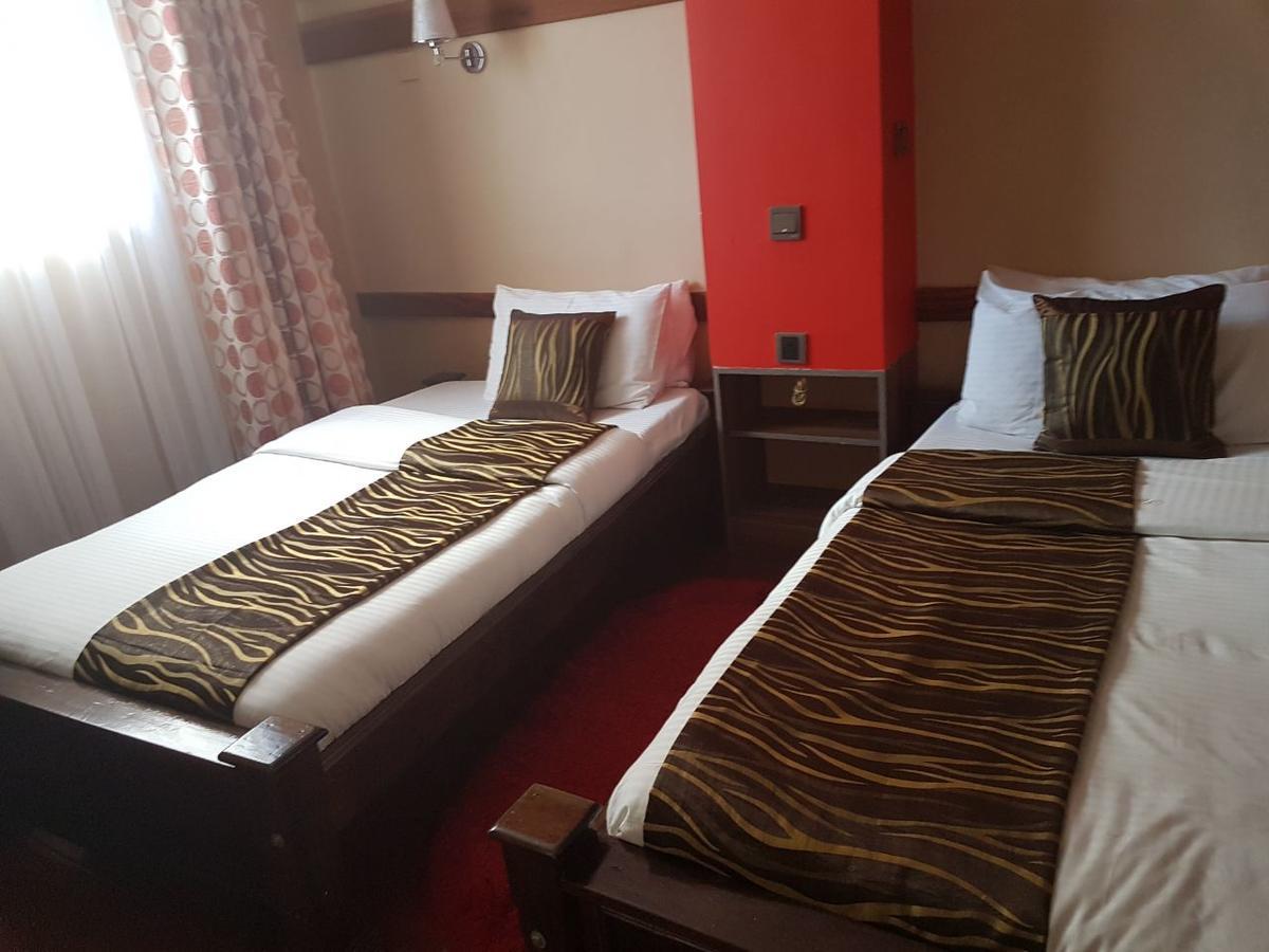 Simba Village Relax Inn Eldoret Extérieur photo